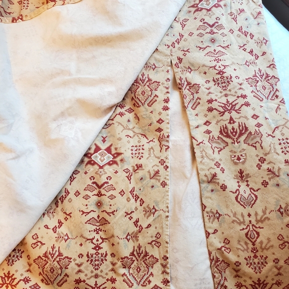 Elegant Vintage 80's Woolrich Cream and Red Faux Wrap Maxi Skirt S Med. - Picture 3 of 8